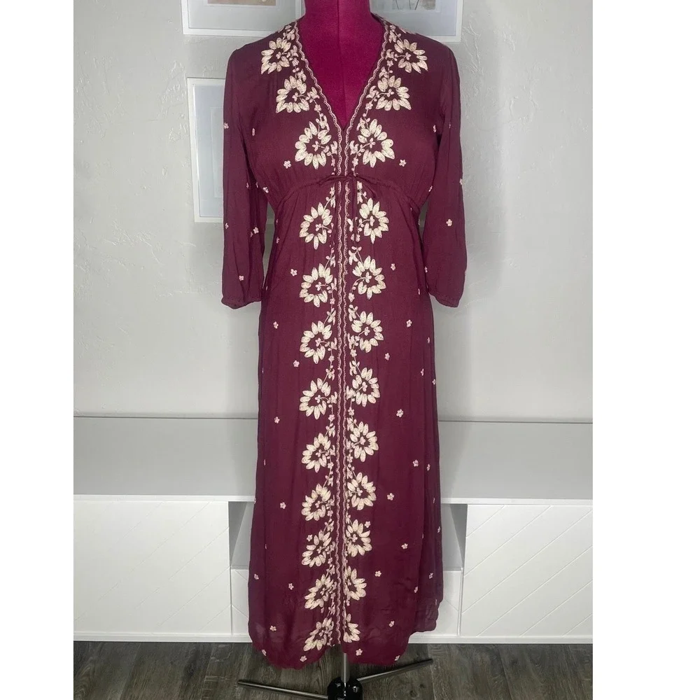 Free People Maxi Dress Womens Small Burgundy Floral Embroidered Boho V-Neck